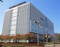 府中刑務所で傷害、２被告無罪