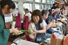 車窓楽しみつつ「とちぎ酒」堪能