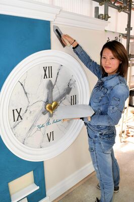 自由課題で表現した「時計」と金賞を受賞した遅澤さん