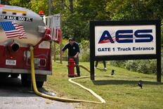 米の爆薬工場で爆発、死者複数