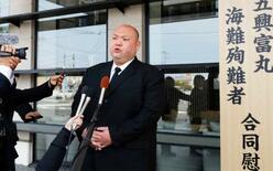 乗組員４人の慰霊祭、しめやかに