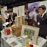 小山の西堀酒造、国内最大規模イベントでウイスキーPR　日光杉和だるの限…