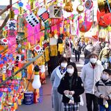 大田原で新春恒例「黒羽大花市」　歩行者天国に露店80店並ぶ