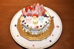 【食べた？】彩る３頭も濃厚クリーム　エレガントケーキ　寝クマのケーキ屋アンデュルジャン（那須塩原）