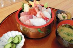 海鮮丼
