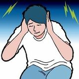 落雷から身を守るには？　「五感で異変感じたらすでに危険」　ためらわず退避、活動中止を　最終手段は「雷しゃがみ」