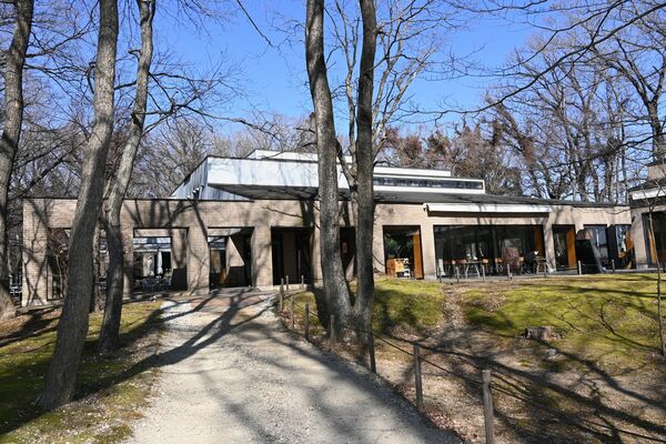 クラフトビールの麦芽粕の活用を推進する那須高原ビール＝那須町