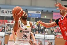 宇都宮ブレックス　ニュービル、圧倒的「個」で状況打開　富山に連勝で地区…