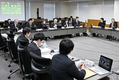 「半世紀遅れ」挽回なるか