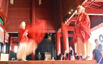 日光山輪王寺で延年舞