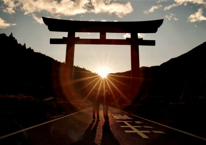 「初日の出」寄川勝美（鹿沼）