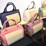バッグブランド「いちひこ帆布」の世界知って　小山で10日まで企画展　畳…