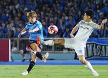 川崎、柏振り切り先勝