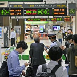 東北新幹線が一部運転を再開、本数は大幅減　岩手県沖震源に最大震度6強の地震　JR東日本