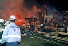 関越道で５０台超の事故、炎上も