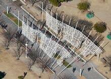 神戸ルミナリエの作品倒れる