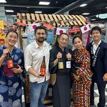 外池酒造店社長　アンゴラで日本酒紹介し好評博す