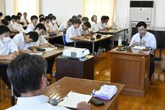 真岡高生、取材技術学ぶ　