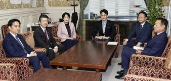 野党第１党巡りさや当て続く