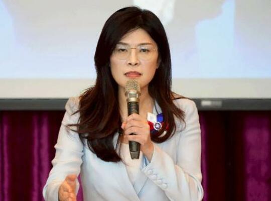 中台首脳会談から10年の記念行事であいさつする鄭麗文氏=7日、台北市(共同)