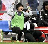 主将 ベンチから鼓舞