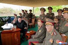 北朝鮮軍が２５日に迫撃砲訓練