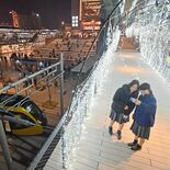 ＬＲＴ発着点に光と音の彩り　宇都宮駅東口で初のイルミイベント
