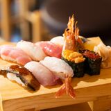 オリオン通りに本格にぎりずし居酒屋オープン　28日までは１杯目10円で