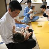 赤ちゃんが“先生”に？！　中学生が命の大切さを学ぶ　日光中