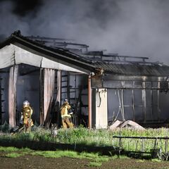 小山で住宅火災