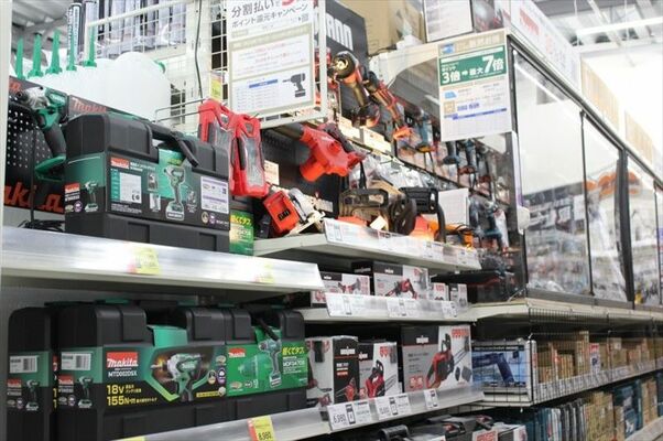 工具売り場