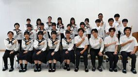 厚み増した27人、舞台に