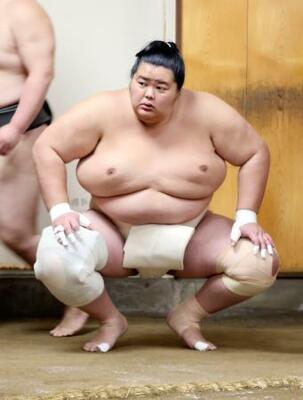 2025年最後の稽古を行った琴桜=千葉県松戸市の佐渡ケ嶽部屋