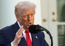 米軍拘束の２人、出身国送還へ