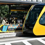 ＬＲＴ開通「やっとこの日来た」　芳賀町でも歓喜　一番列車に120人