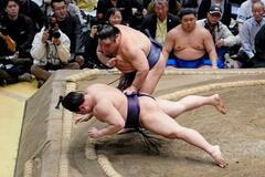藤凌駕、1学年上の学生横綱破る