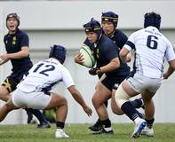 強固な防御破れず