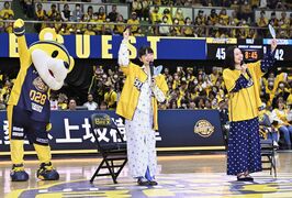 NHK「風、薫る」主演2人がブレックス戦に登場　バスケ初観戦、ブレアリの熱気に圧倒