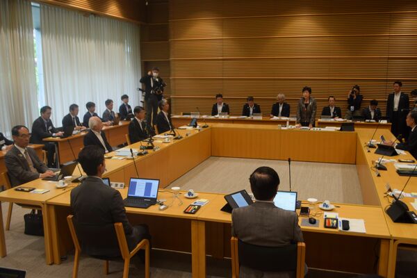 国への要望事項などを協議した関東地方知事会の定例会議＝23日午後、東京都千代田区