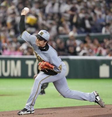 　巨人戦に先発した阪神・才木＝東京ドーム