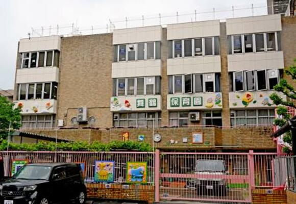 　園児ら７人が搬送される事故があった舞鶴保育園＝２３日午後、福岡市