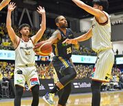 爆発力で挽回、大量得点でねじふせ　ブレックス、大阪に勝ち３連勝　増えた…