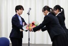 佐藤駿、母校の埼玉栄高を訪問