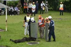 クマ出没想定、連携確認