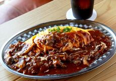 【グルメ探訪】卵とソースの相性絶妙　特製オムハヤシ　みんなのおうち喫茶ヌック（栃木）
