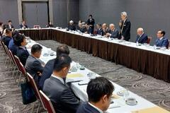 【診療報酬】診療所標的に恨み節