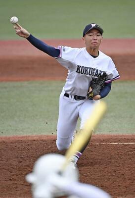 ２回無失点と好救援した国学栃木の２番手・横山＝清原球場、森田大地撮影