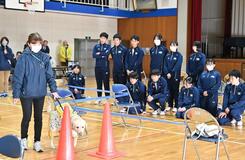 視覚障害への配慮学ぶ