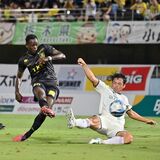 栃木ＳＣ藤枝に２－０で快勝　イスマイラ２得点の活躍