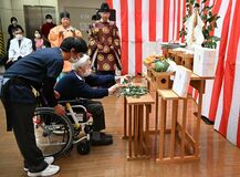 【夕刊】高齢者施設で「出張初詣」